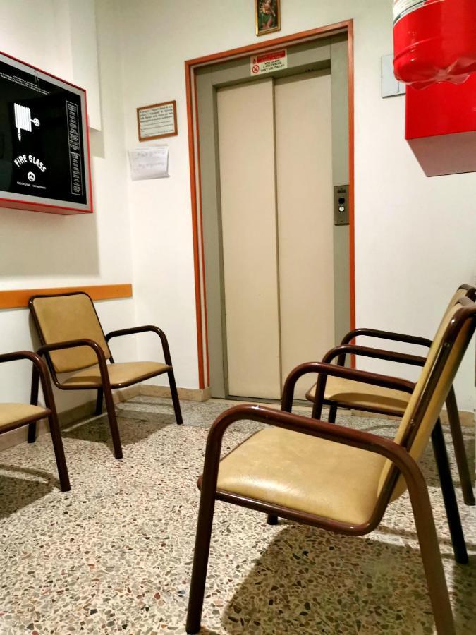 Hotel Ideale Rimini Buitenkant foto