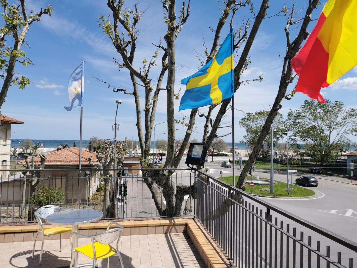 Hotel Ideale Rimini Buitenkant foto
