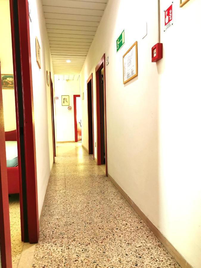 Hotel Ideale Rimini Buitenkant foto