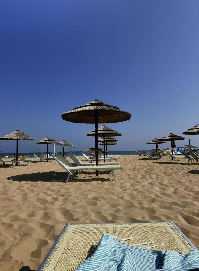 Hotel Ideale Rimini Buitenkant foto